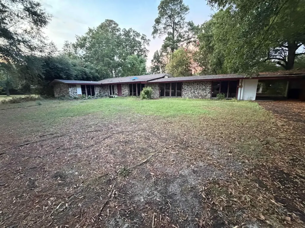 7 Longmeadow Drive, Pine Bluff