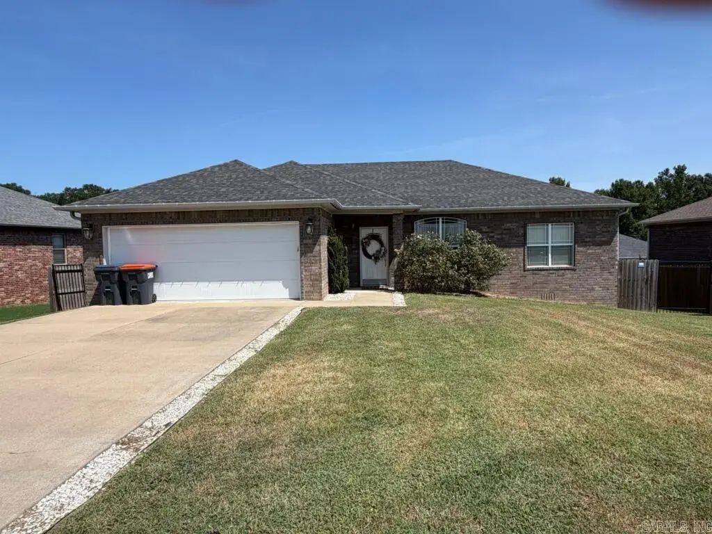 203 Ashford Drive, Russellville