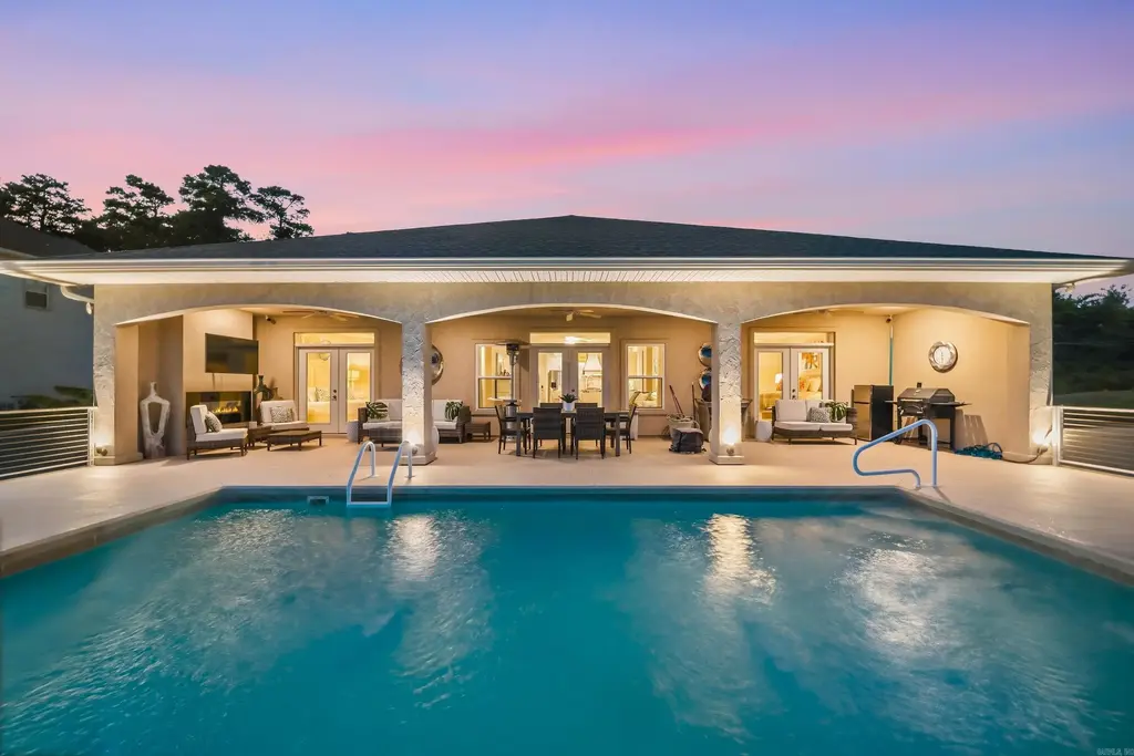 209 Peters Point, Hot Springs