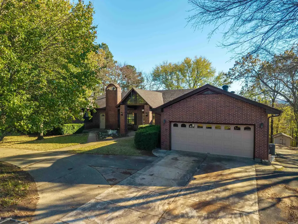 106 Pinehaven Place, Hot Springs
