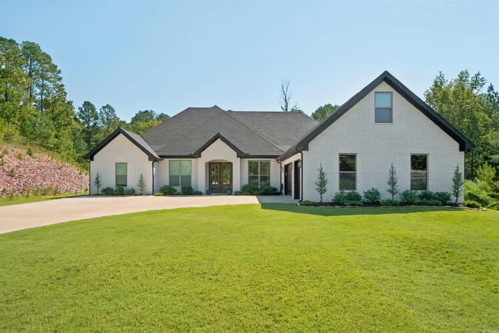 646 Glenwood Springs Drive, Little Rock