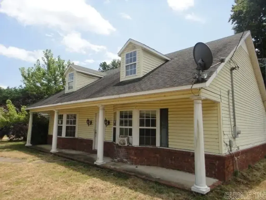 446 Old Military Road, Colt