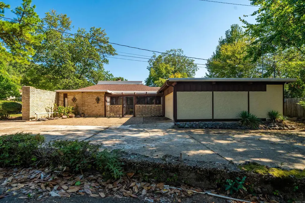 625 Prospect Avenue, Hot Springs