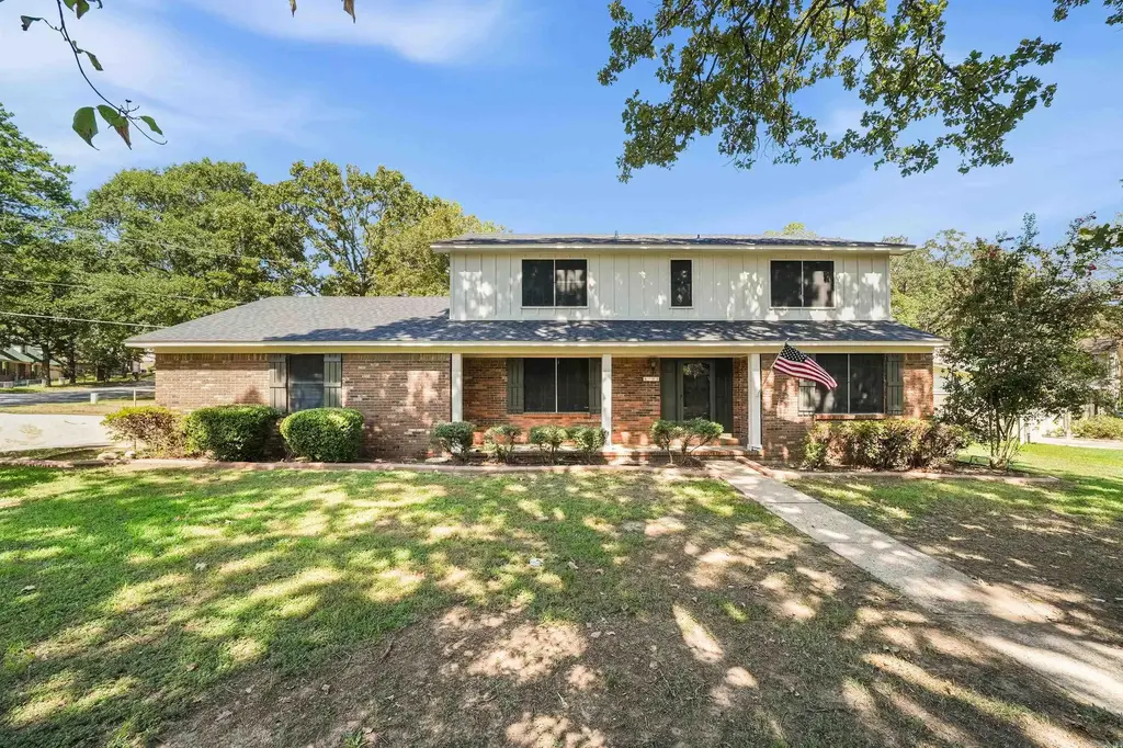 1701 War Eagle Drive, North Little Rock