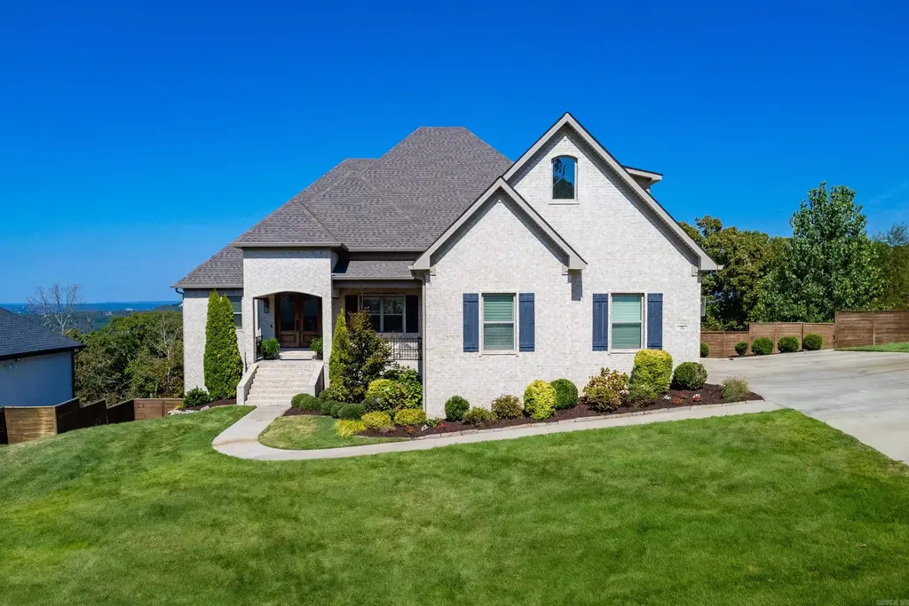 74 Falstone Drive, Little Rock