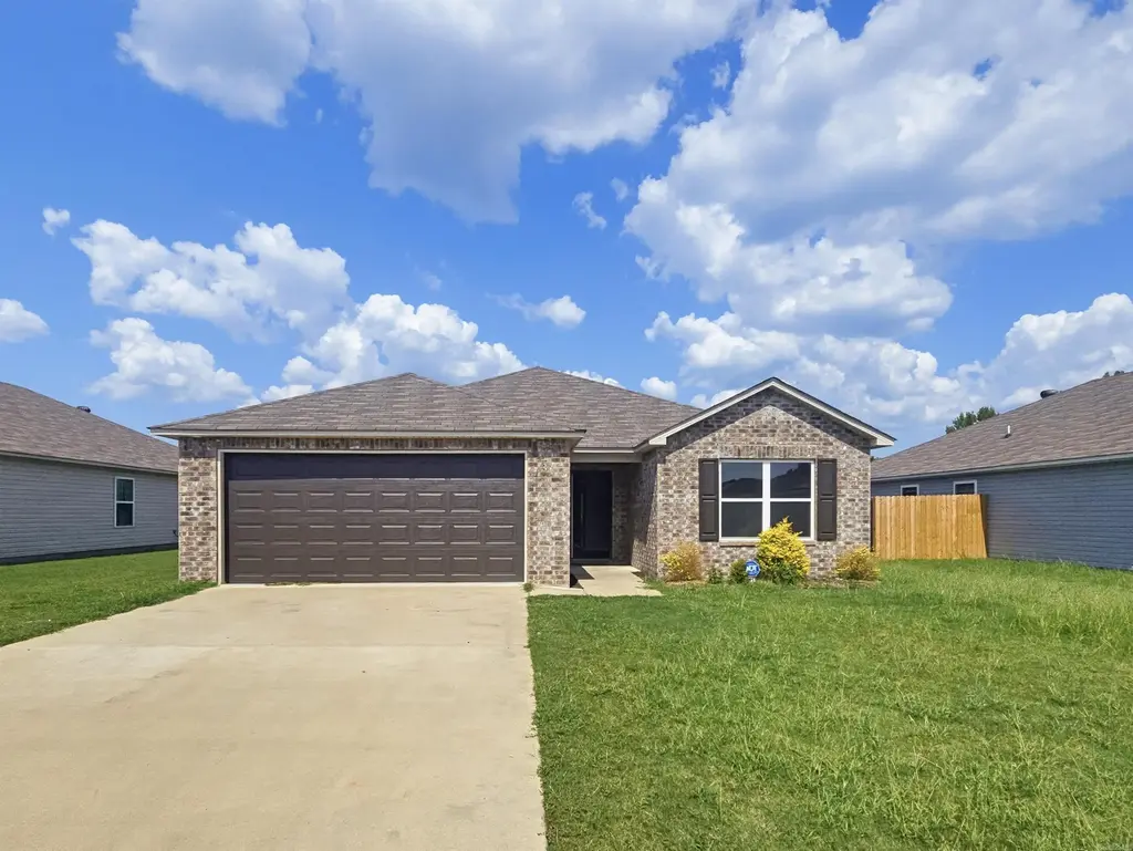 37 Sunny Oak Trail, Conway