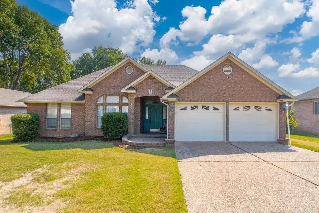 660 Bonnie Lane, Conway