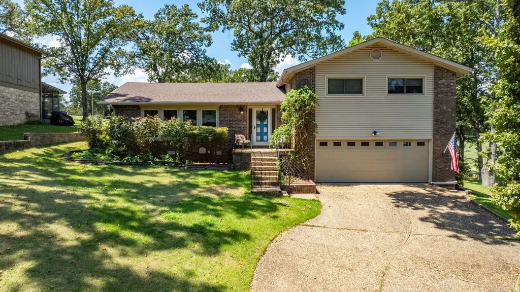 45 Greenview Circle, Sherwood