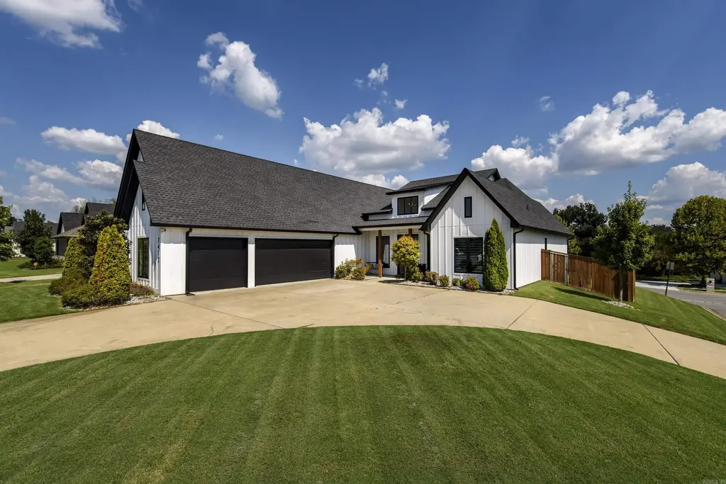 7412 Northwood Drive, Benton