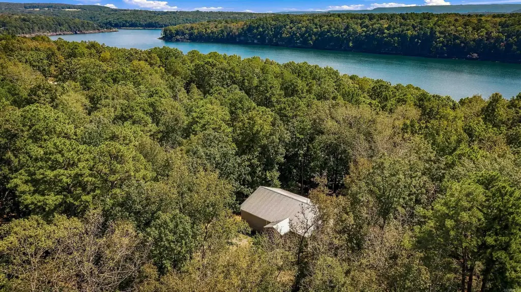 277 Highland Road, Tumbling Shoals