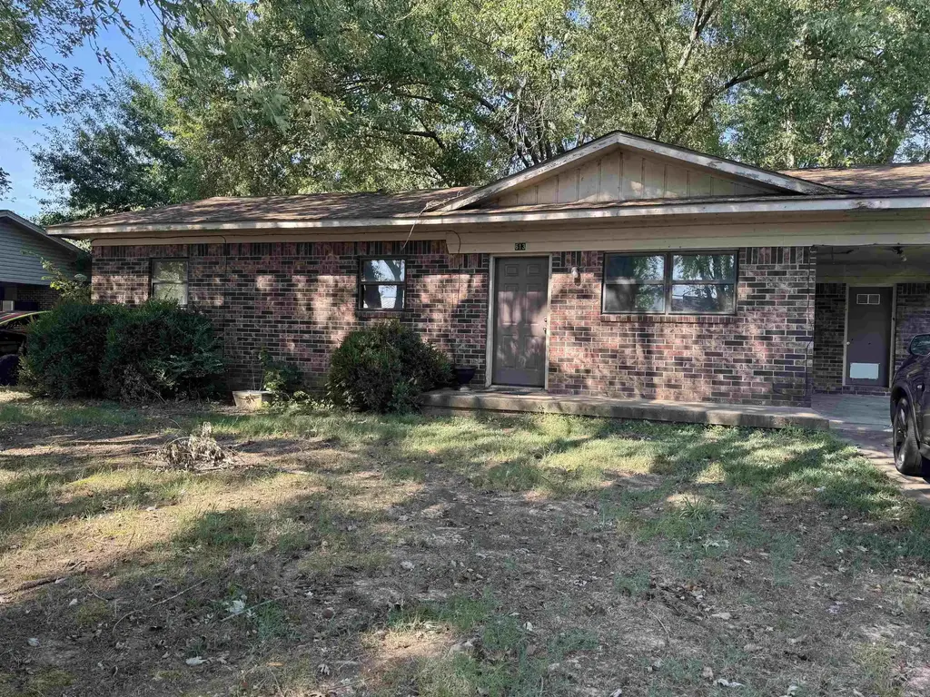 613 N 35th Street, Ozark