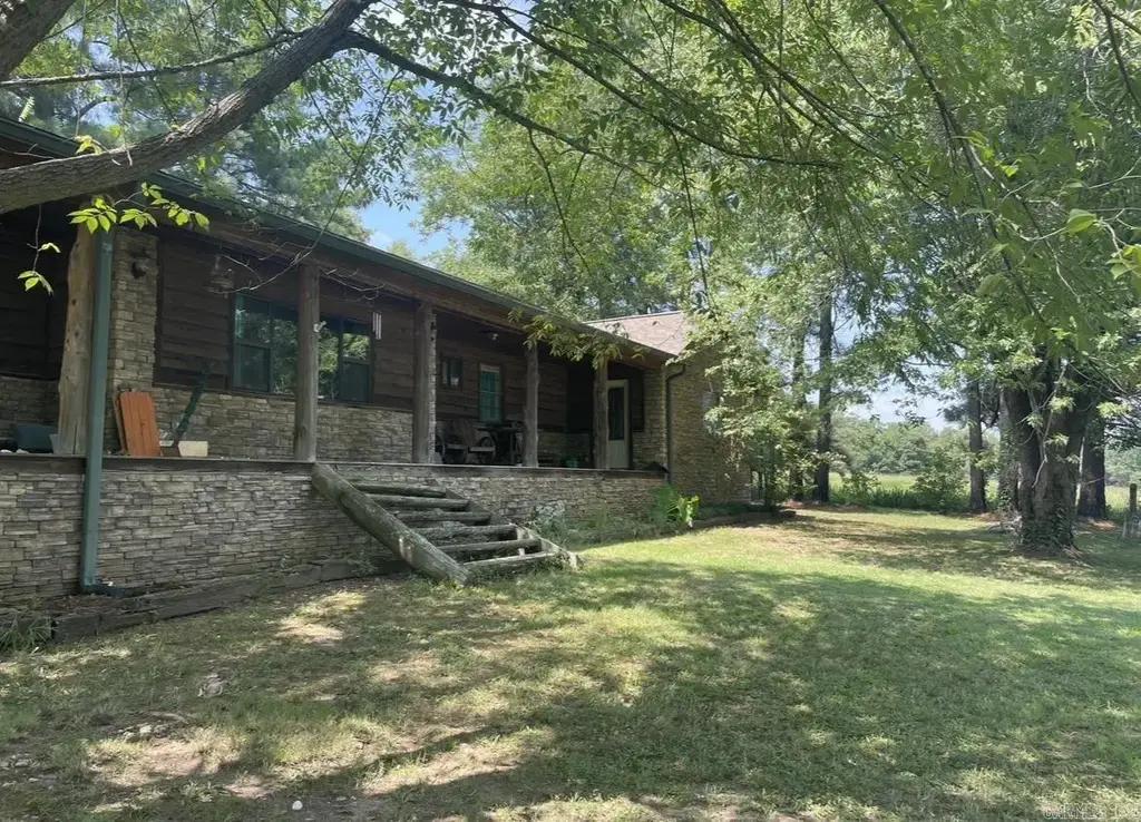 15881 Highway 9, Mountain View