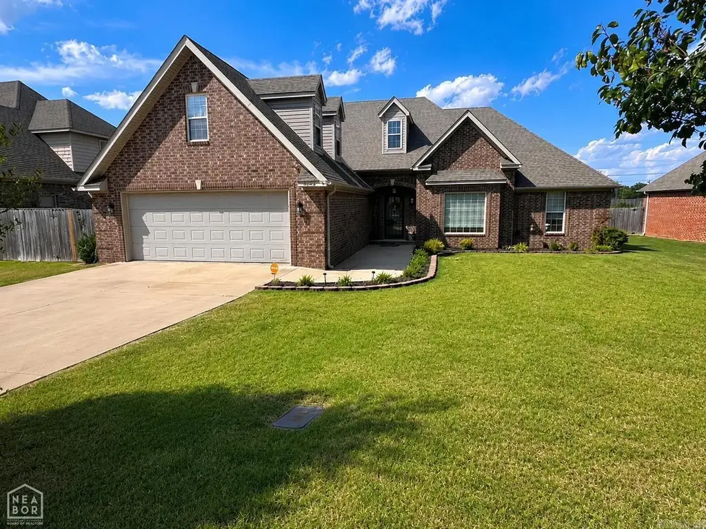 5412 Hollow Creek, Jonesboro