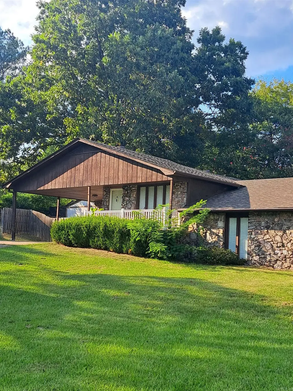 25 Arcadia Circle, Bryant