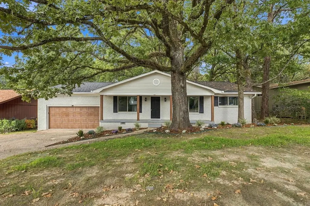 11780 Southridge Drive, Little Rock