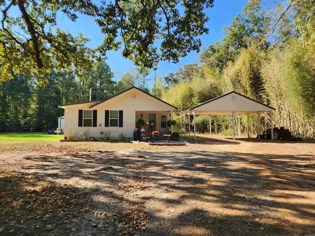 38 Gaslight Lane, Star City