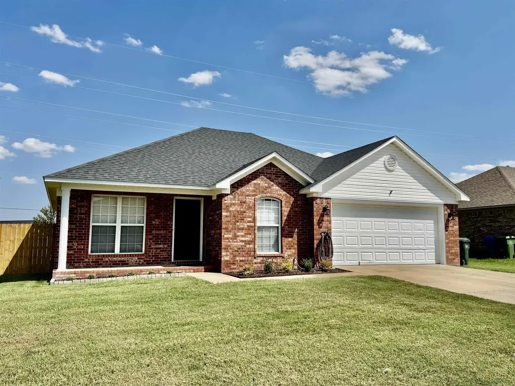 2430 Apple Blossom, Conway