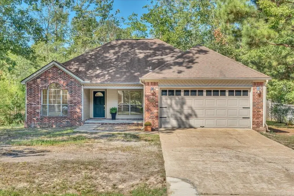 21739 Silver Maple Drive, Hensley