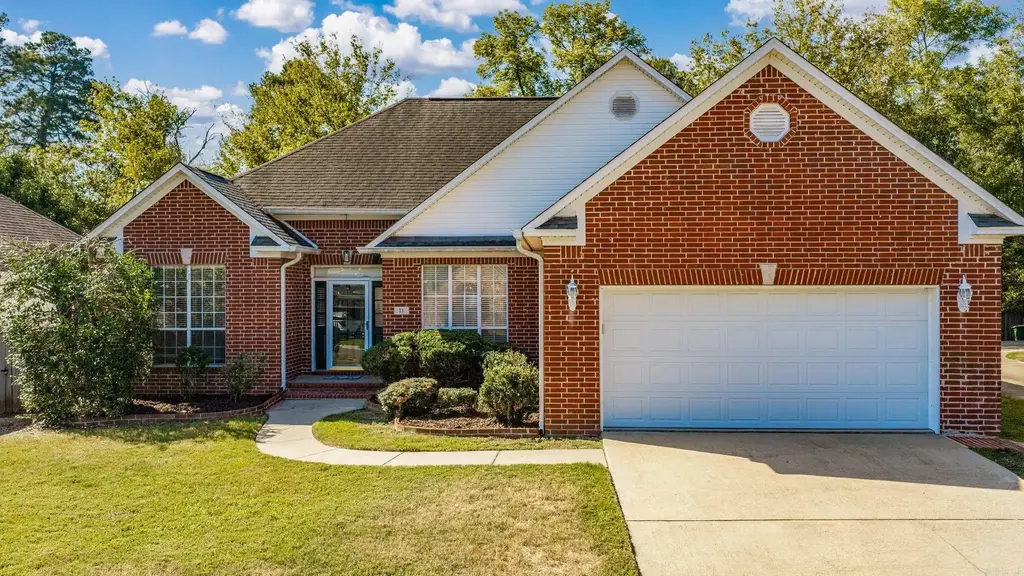 11 Westfield Drive, Little Rock