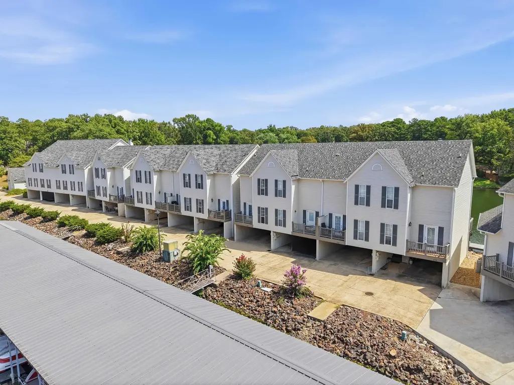 227 Bayshore Cove, Hot Springs