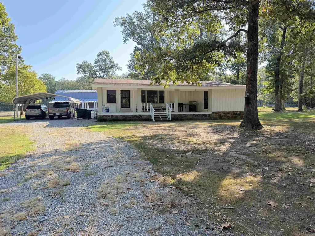 550 Pinewood, Rison
