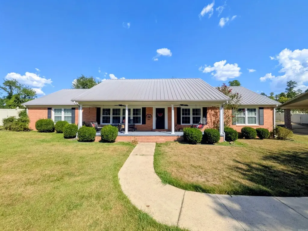 963 Ridgeview, Camden