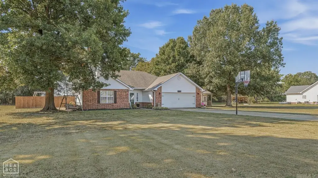 1209 Hidden Valley Drive, Jonesboro