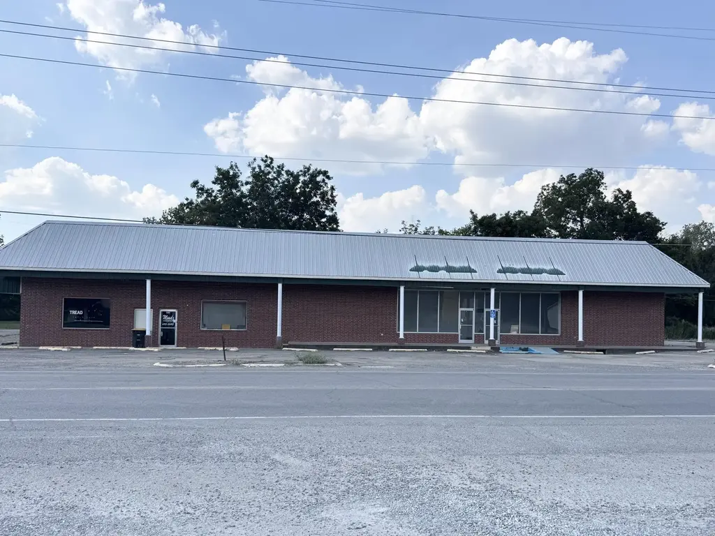 611 N Walnut, Steele
