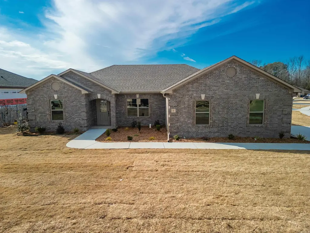 11 Aberdeen Drive, Cabot