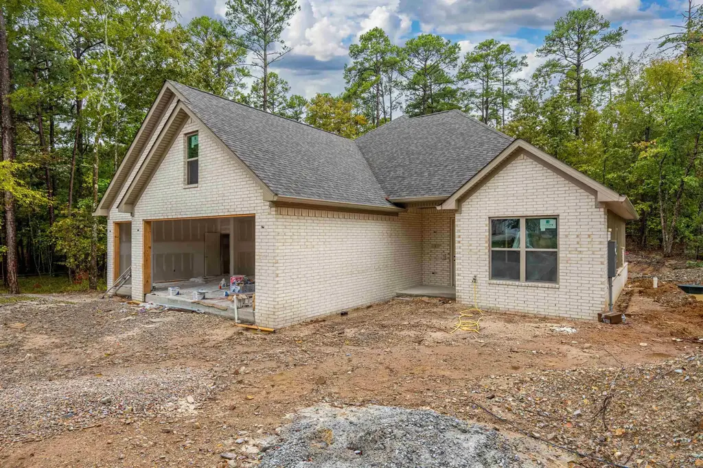 4 Hartura Way, Hot Springs Village