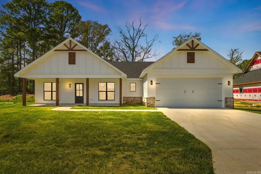 118 Riverstone Loop, Hot Springs