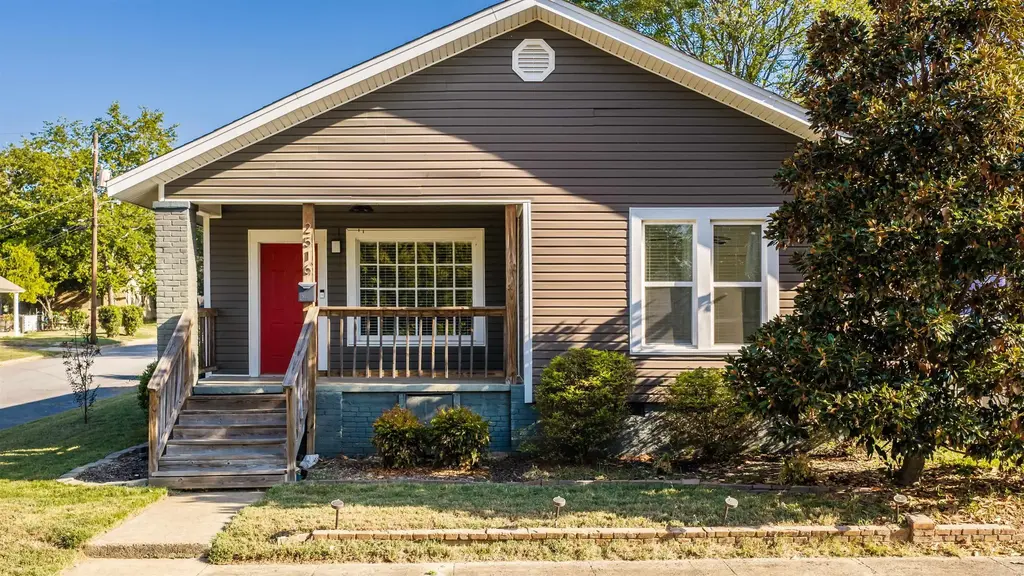 2516 W 6th Street, Little Rock