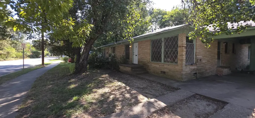 541 Davis Street, Conway