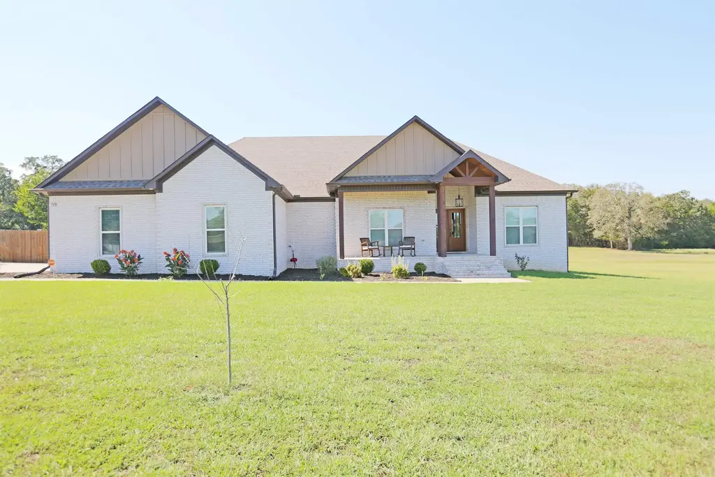 59 Irene Circle, Greenbrier