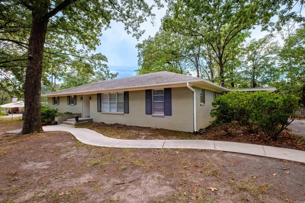 1300 White Road, Little Rock