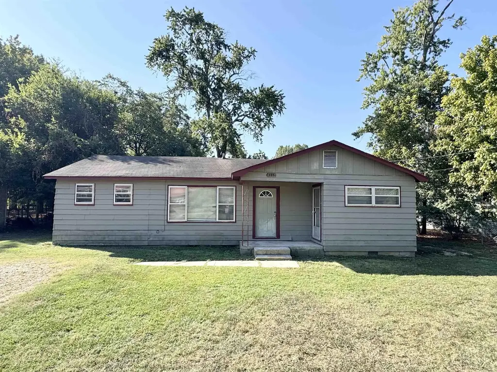 335 Walnut Avenue, Cherry Valley