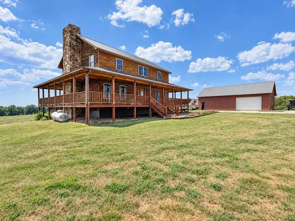 149 Love Hollow, Mount Pleasant