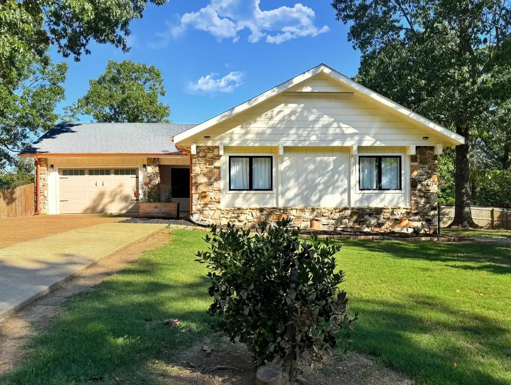 17 Conda Drive, Cherokee Village