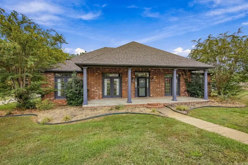 26 Shenandoah Way, Cabot