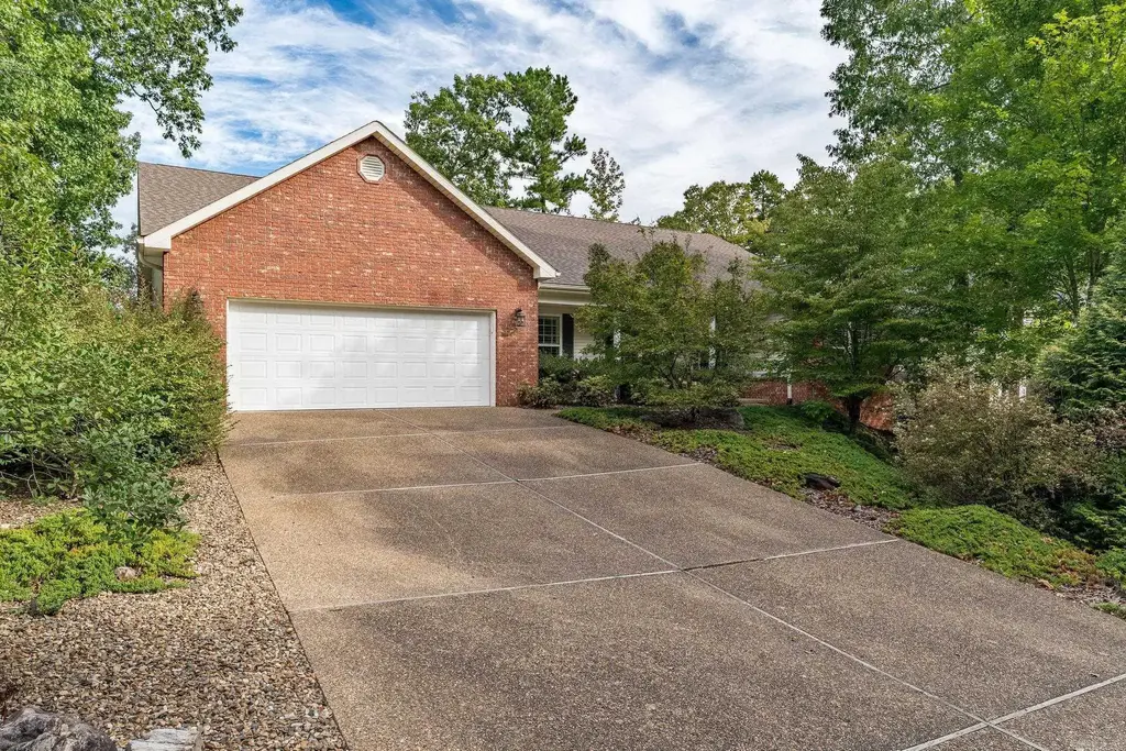 6 Lucir Lane, Hot Springs Village