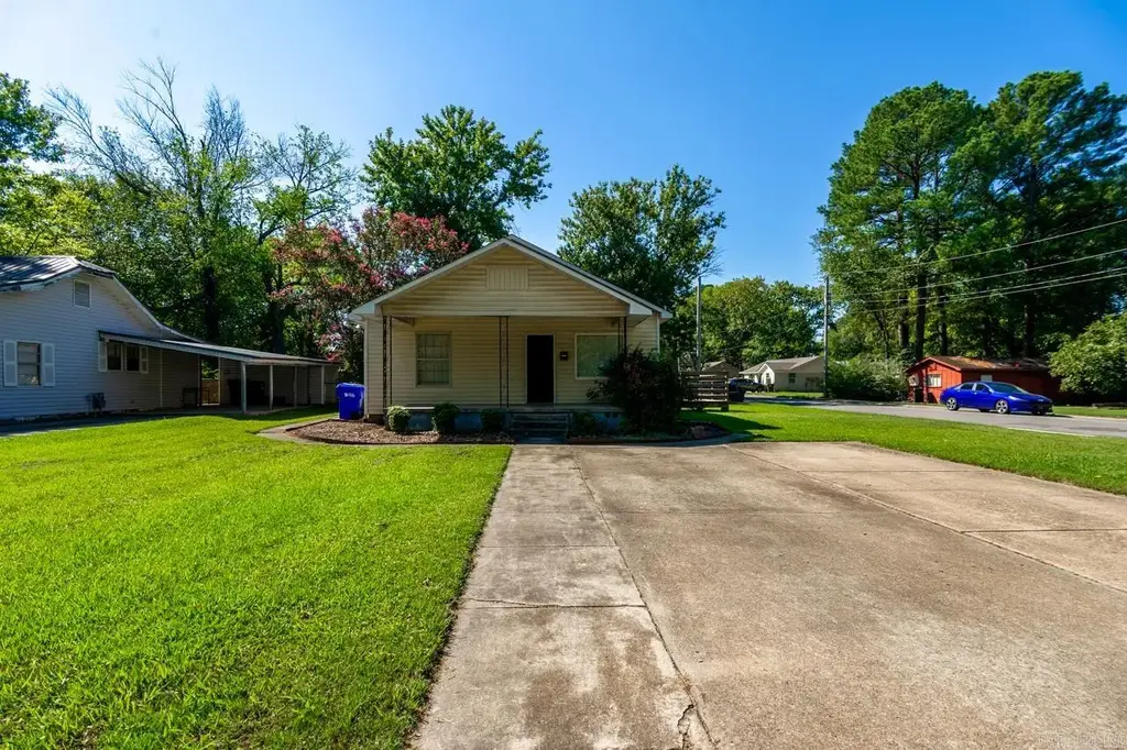 1855 A & B Robins, Conway