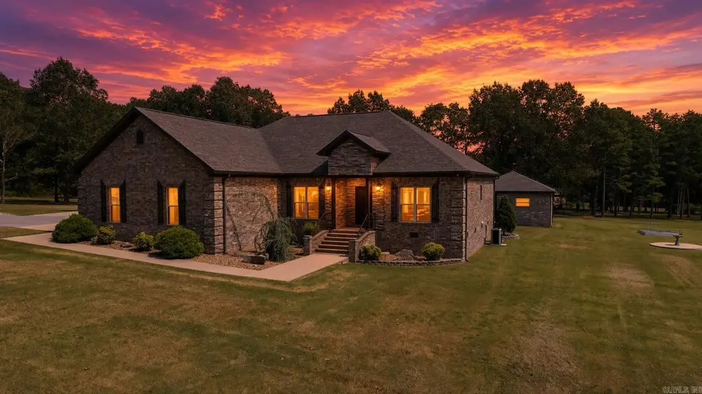 735 Possom Trot Road, Melbourne