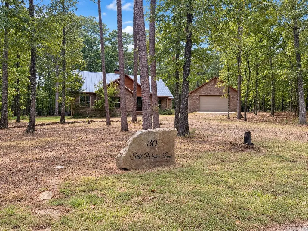 30 Stillwater Ln., Drasco