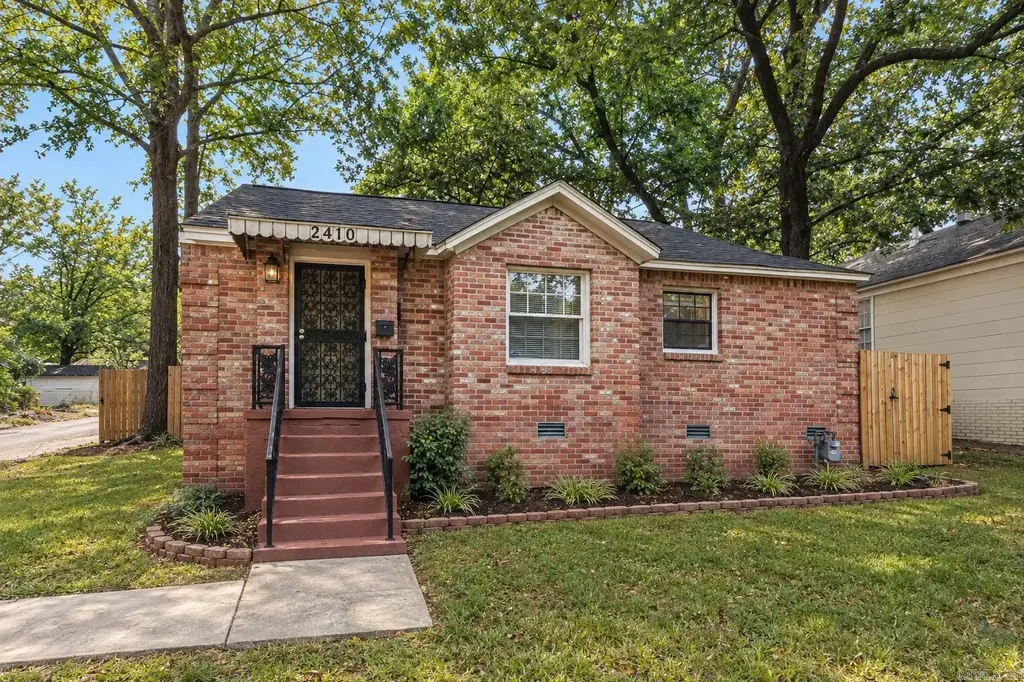 2410 S Harrison St, Little Rock
