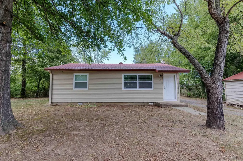 514 A Street, Perryville