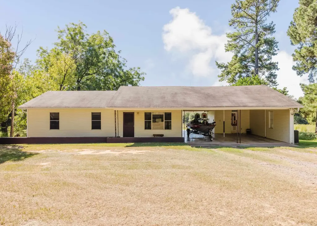 238 Reservoir Road, Springfield