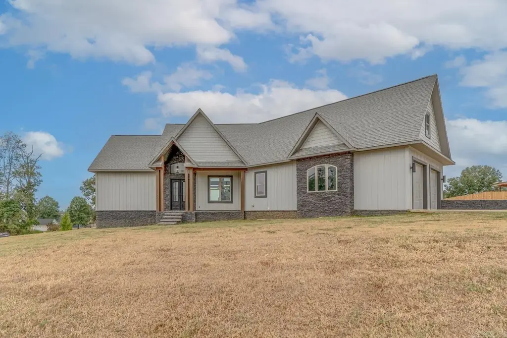 1310 Bridges Avenue, Wynne