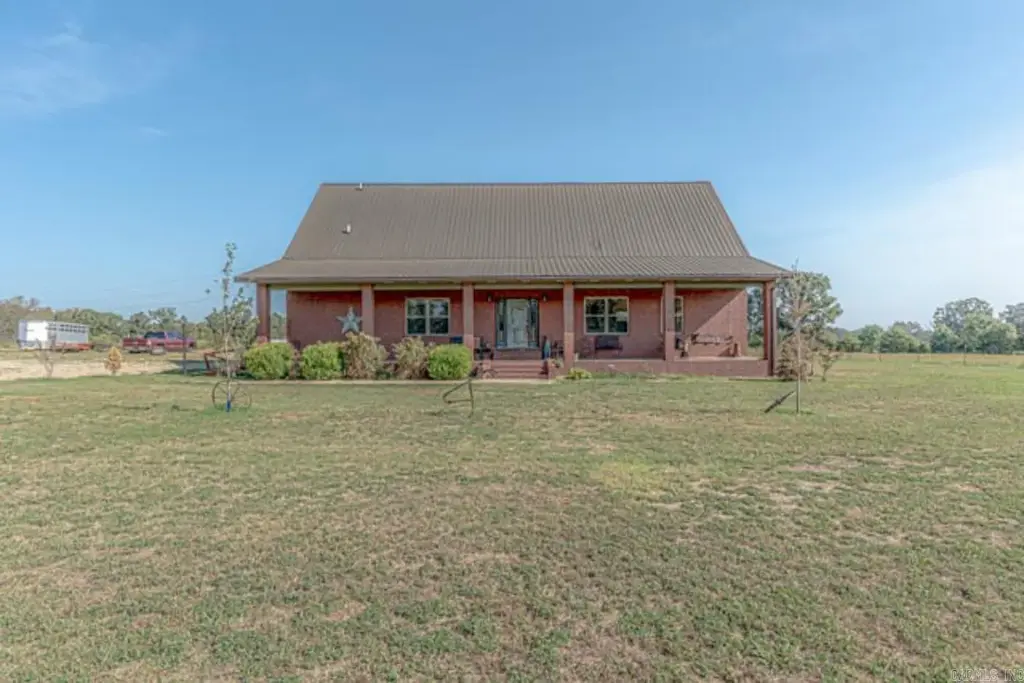 11752 E Highway 62 E, Ash Flat