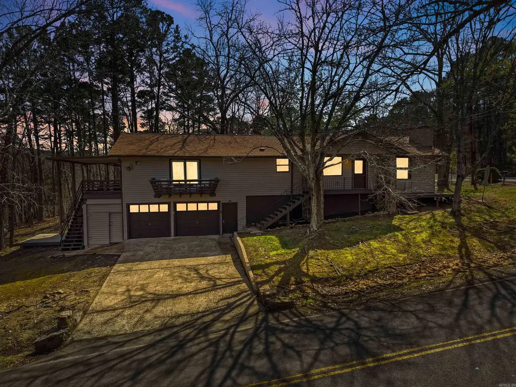 240 Pine Knot Road, Fairfield Bay