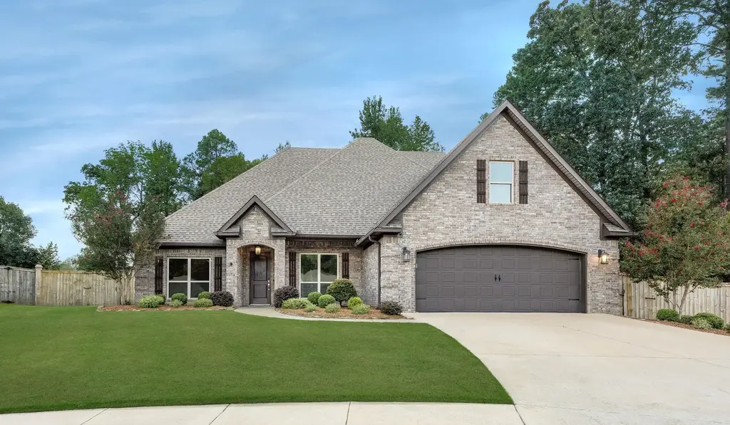 2701 Aberdeen Dr, Bryant